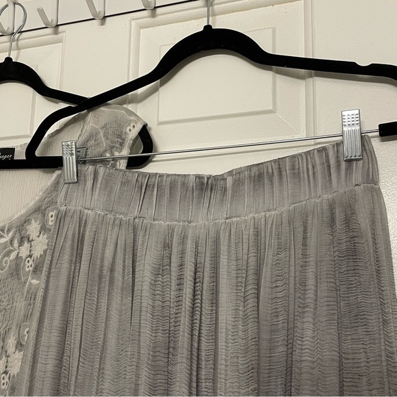 Gretty Jueger Embroidered 100% Silk Sage Maxi Skirt & Sleeveless Blouse 2 Pc Set - Picture 6 of 16